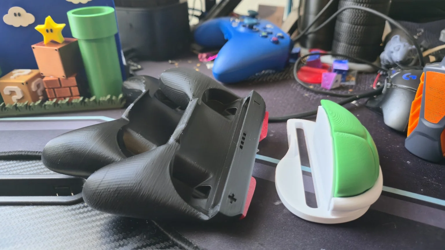 3D-printed Controller grips & mounts